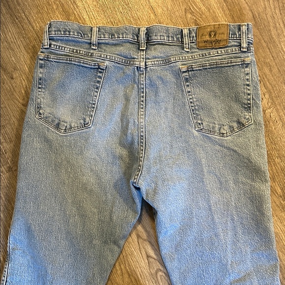 Wrangler 85600MS Relaxed Fit Light Wash Jeans Men’s 38x29 Western Denim - Picture 3 of 7